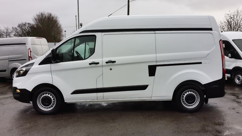 FORD TRANSIT CUSTOM 320 LEADER L2H2 LWB HIGH ROOF ONLY 63.000 MILES,AIR CONDITIONING,PARKING SENSORS AND MORE - 2965 - 8