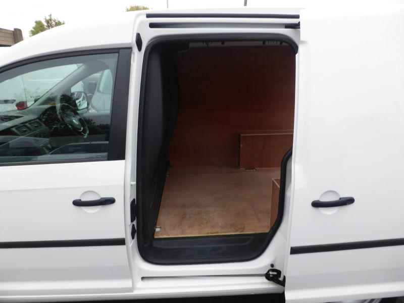VOLKSWAGEN CADDY C20 STARTLINE 2.0TDI SWB IN WHITE WITH ONLY 52.000 MILES,PARKING SENSORS  **** SOLD **** - 2521 - 16