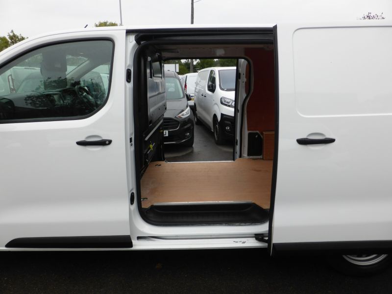 CITROEN DISPATCH M 1000 ENTERPRISE PRO 2.0 BLUEHDI WITH ONLY 36.000 MILES,AIR CONDITIONING **** SOLD **** - 2507 - 16