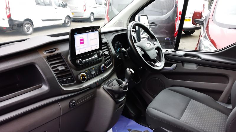 FORD TRANSIT CUSTOM 320 TREND ECOBLUE L1H2 SWB HIGH ROOF IN SILVER WITH AIR CONDITIONING,PARKING SENSORS AND MORE - 2863 - 12
