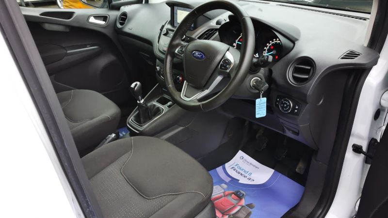 FORD TRANSIT COURIER LIMITED 1.5 TDCI WITH AIR CONDITIONING,ALLOY'S,PARKING SENSORS AND MORE - 2977 - 12