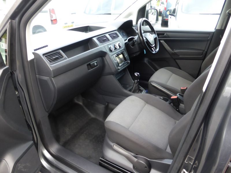 VOLKSWAGEN CADDY C20 TDI TRENDLINE SWB IN GREY WITH AIR CONDITIONING,PARKING SENSORS,DAB RADIO AND MORE - 2533 - 12