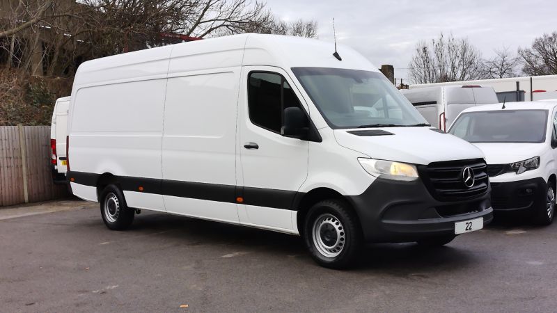 Used MERCEDES SPRINTER in Surbiton, Surrey for sale