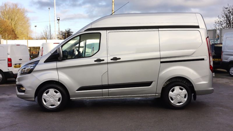 FORD TRANSIT CUSTOM 320 TREND ECOBLUE L1H2 SWB HIGH ROOF IN SILVER WITH AIR CONDITIONING,PARKING SENSORS AND MORE - 2954 - 8