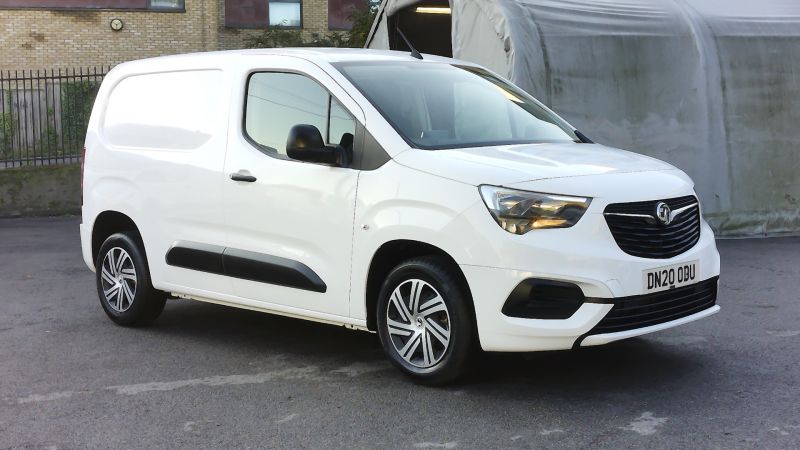 VAUXHALL COMBO 2300 SPORTIVE L1 SWB WITH AIR CONDITIONING,PARKING SENSORS,BLUETOOTH AND MORE - 2924 - 4