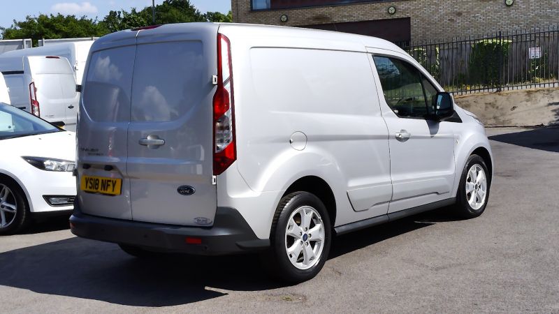 FORD TRANSIT CONNECT 200 LIMITED L1 SWB IN SILVER WITH ONLY 53.000 MILES,AIR CONDITIONING,PARKING SENSORS AND MORE - 2866 - 6