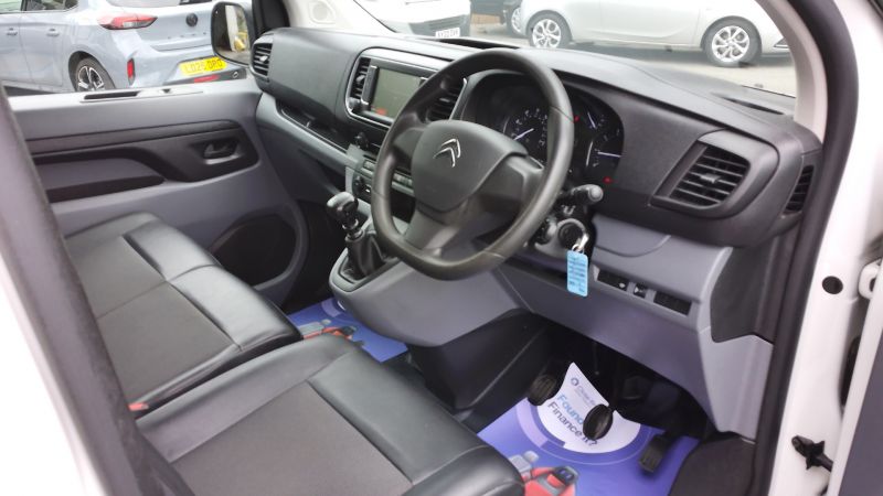 CITROEN DISPATCH XS 1000 ENTERPRISE BLUEHDI WITH ONLY 49.000 MILES,AIR CONDITIONING,PARKING SENSORS,DAB RADIO,6 SPEED AND MORE - 2878 - 14