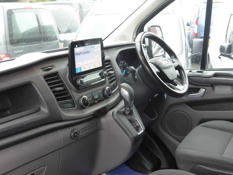 FORD TRANSIT CUSTOM 320 TREND AUTOMATIC L1 H2 SWB HIGH ROOF WITH SAT NAV,AIR CONDITIONING,PARKING SENSORS AND MORE - 2529 - 11