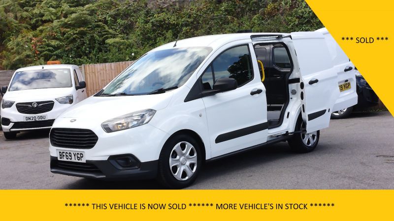 FORD TRANSIT COURIER TREND 1.5 TDCI WITH AIR CONDITIONING,6 SPEED,ELECTRIC MIRRORS,BLUETOOTH AND MORE *** SOLD *** - 2915 - 1
