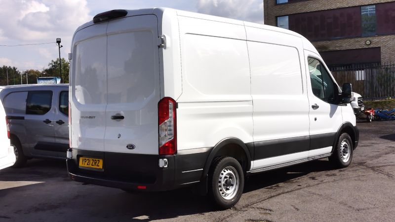 FORD TRANSIT 310 LEADER ECOBLUE L2H2 MWB MEDIUM ROOF WITH ONLY 61.000 MILES,SAT NAV,AIR CONDITIONING,HEATED SEATS AND MORE - 2923 - 6