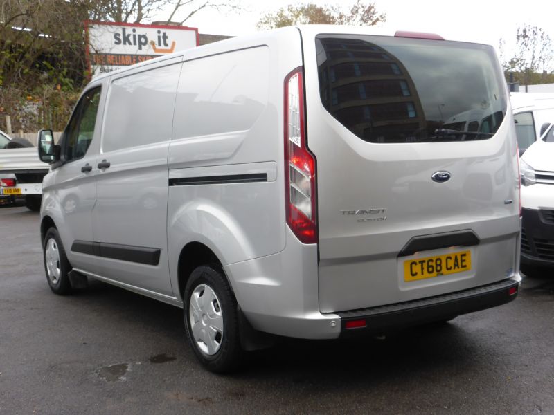 FORD TRANSIT CUSTOM 300 TREND L1 SWB WITH REAR TAILGATE,AIR CONDITIONING,PARKING SENSORS,CRUISE CONTROL,BLUETOOTH AND MORE - 2537 - 5