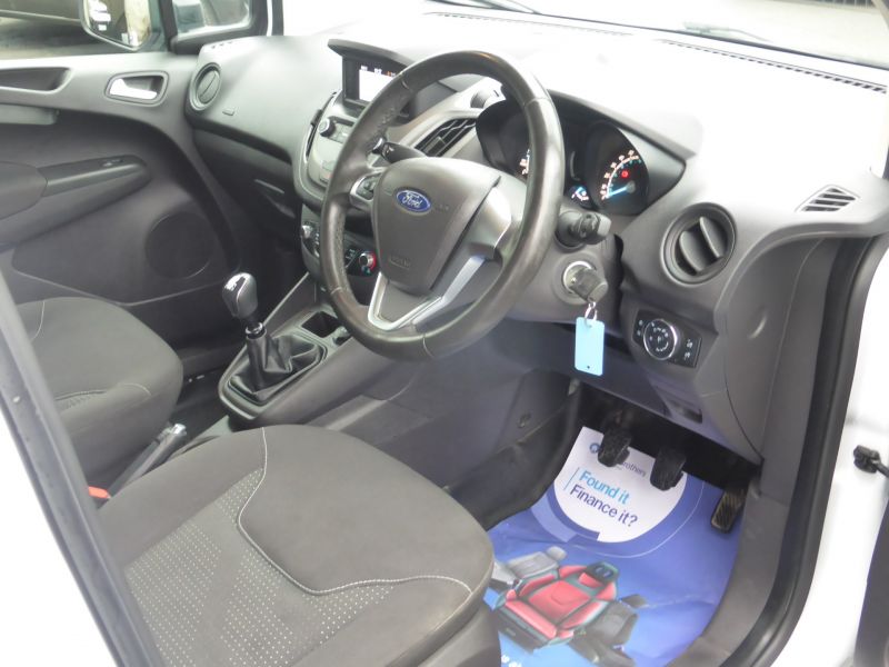 FORD TRANSIT COURIER TREND 1.5 TDCI WITH AIR CONDITIONING,6 SPEED,ELECTRIC MIRRORS,BLUETOOTH **** SOLD **** - 2514 - 10