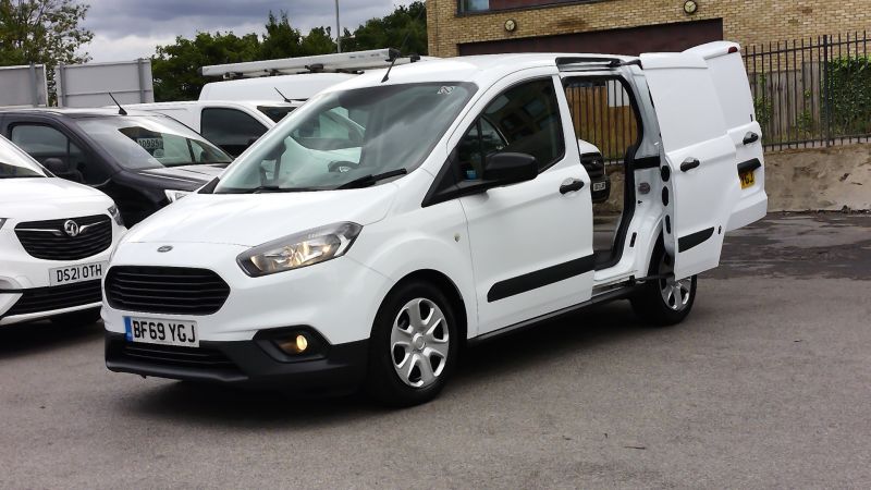 FORD TRANSIT COURIER TREND 1.5 TDCI ONLY 53.000 MILES,AIR CONDITIONING,PARK ASSIST CAMERA,PARKING SENSORS AND MORE - 2890 - 4