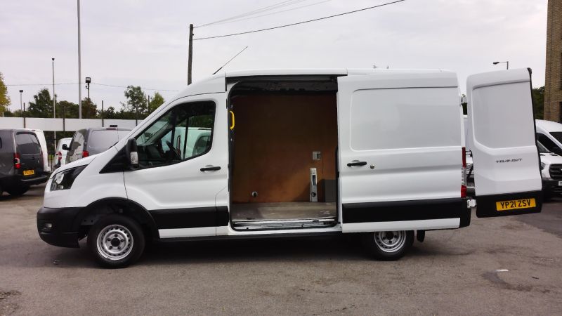 FORD TRANSIT 310 LEADER ECOBLUE L2H2 MWB MEDIUM ROOF WITH SAT NAV,AIR CONDITIONING,HEATED SEATS AND MORE *** SOLD *** - 2920 - 8