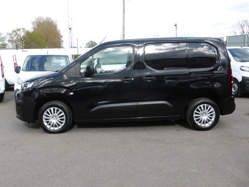 CITROEN BERLINGO 650 ENTERPRISE M BLUEHDI IN BLACK WITH ONLY 54.000 MILES,AIR CONDITIONING,PARKING SENSORS AND MORE - 2629 - 7