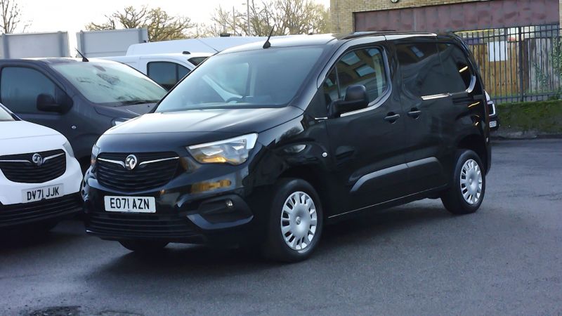Used VAUXHALL COMBO in Surbiton, Surrey for sale