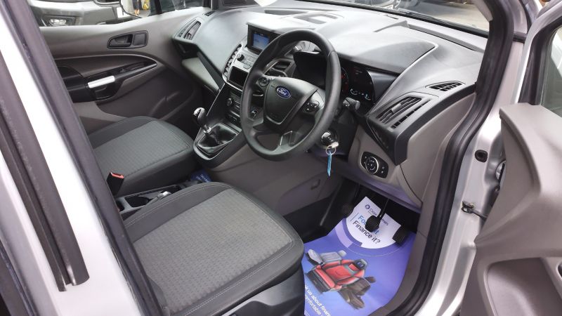 FORD TRANSIT CONNECT 230 TREND L2 LWB 5 SEATER DOUBLE CAB COMBI VAN IN SILVER WITH ONLY 43.000 MILES,AIR CONDITIONING,6 SPEED AND MORE - 2877 - 12