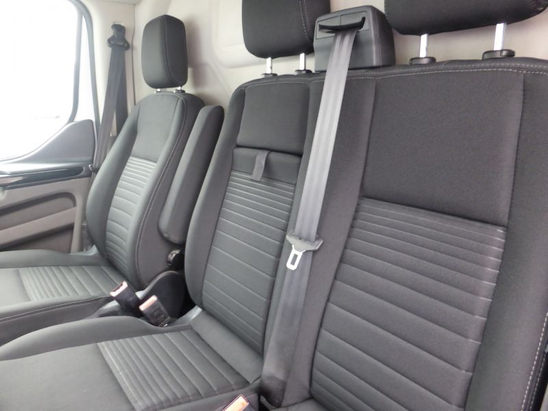 FORD TRANSIT CUSTOM 280 LIMITED L1 H1 2.0 TDCI 130  ECOBLUE ** AUTOMATIC ** IN WHITE , AIR CONDITIONING , ULEZ COMPLIANT **** £22995 + VAT ****  - 2481 - 9