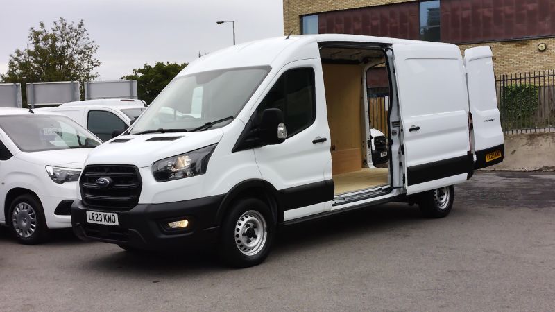 FORD TRANSIT 350 LEADER ECOBLUE L3 H2 LWB MEDIUM ROOF WITH FRONT AND REAR PARKING SENSORS,6 SPEED,DAB RADIO  AND MORE - 2902 - 4