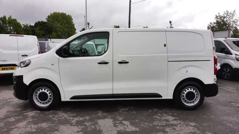 PEUGEOT EXPERT 1000 PROFESSIONAL BLUEHDI WITH AIR CONDITIONING,PARKING SENSORS,SECURITY LOCKS  AND MORE  *** SOLD *** - 2900 - 9
