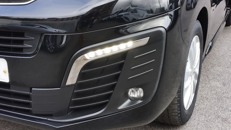 PEUGEOT EXPERT 1000 PROFESSIONAL PREMIUM L2 LWB IN BLACK ONLY 28.000 MILES,AIR CONDITIONING,ALLOY'S AND MORE - 2907 - 25