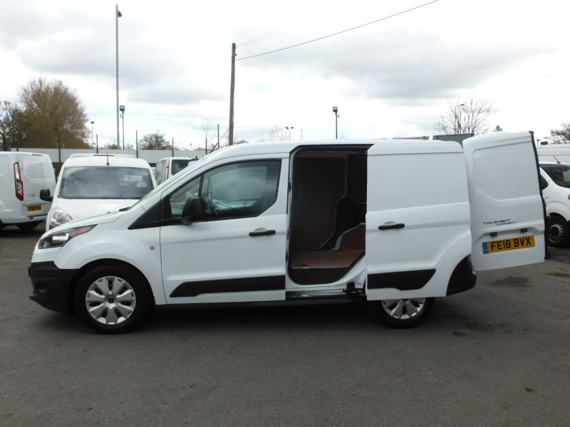 FORD TRANSIT CONNECT 200 L1 SWB WITH ONLY 14.000 MILES,FULL FORD SERVICE HISTORY AND MORE - 2624 - 17