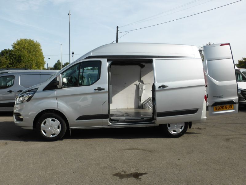 FORD TRANSIT CUSTOM 320 TREND L1 H2 SWB HIGH ROOF EURO 6 WITH SAT NAV,AIR CONDITIONING,PARKING SENSORS,ELECTRIC PACK,BLUETOOTH AND MORE - 2493 - 18