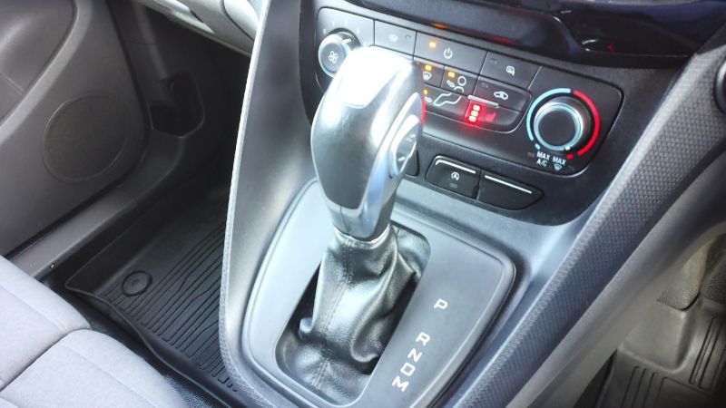 FORD TRANSIT CONNECT 240 LIMITED L2 LWB AUTOMATIC IN SILVER,SAT NAV,AIR CONDITIONING,PARK ASSIST CAMERA AND MORE  - 2952 - 15
