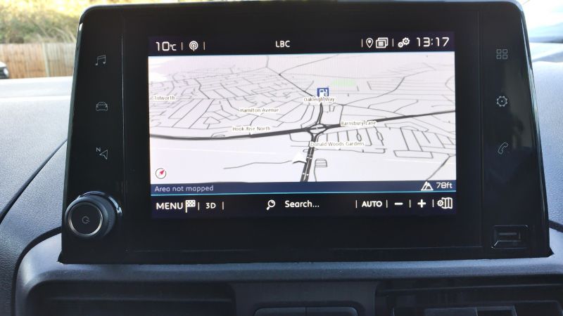 CITROEN BERLINGO 950 DRIVER PRO EDITION XL 8 SPEED AUTOMATIC,SAT NAV,REAR PARK ASSIST CAMERA,AIR CONDITIONING,DAB RADI AND MORE - 2968 - 8