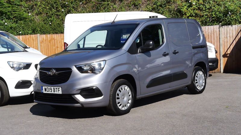 Used VAUXHALL COMBO in Surbiton, Surrey for sale