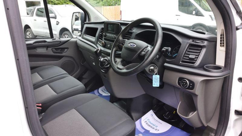 FORD TRANSIT CUSTOM 300 LEADER ECOBLUE L1 SWB WITH AIR CONDITIONING,PARKING SENSORS,DAB RADIO,6 SPEED AND MORE - 2958 - 13
