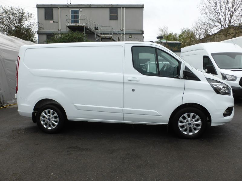 FORD TRANSIT CUSTOM 280 LIMITED ECOBLUE L1 SWB AUTOMATIC WITH AIR CONDITIONING,PARKING SENSORS AND MORE - 2630 - 8