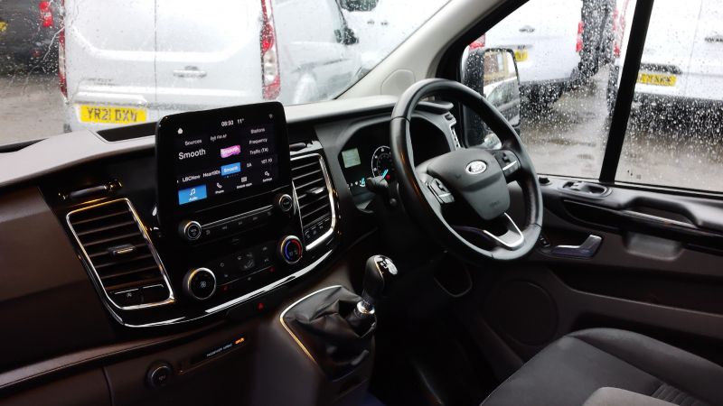 FORD TRANSIT CUSTOM 280 LIMITED L1 SWB IN BLACK WITH AIR CONDITIONING,PARKING SENSORS AND MORE *** SOLD *** - 2951 - 13