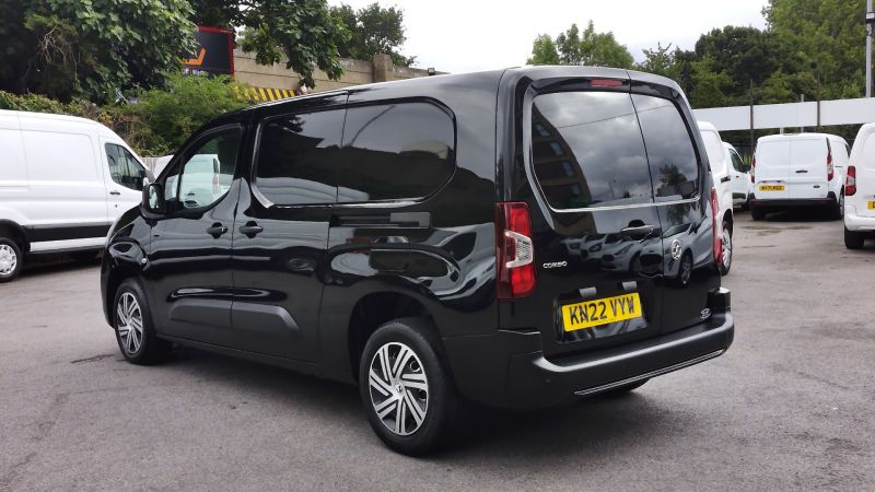 VAUXHALL COMBO 2300 DYNAMIC L2 LWB IN BLACK WITH SAT NAV,AIR CONDITIONING,PARKING SENSORS,6 SPEED,CRUISE CONTROL AND MORE - 2894 - 6
