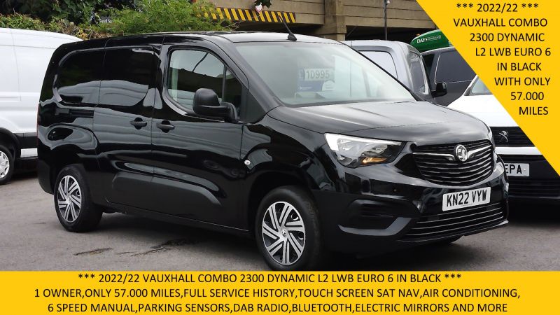 VAUXHALL COMBO 2300 DYNAMIC L2 LWB IN BLACK WITH SAT NAV,AIR CONDITIONING,PARKING SENSORS,6 SPEED,CRUISE CONTROL AND MORE - 2894 - 1