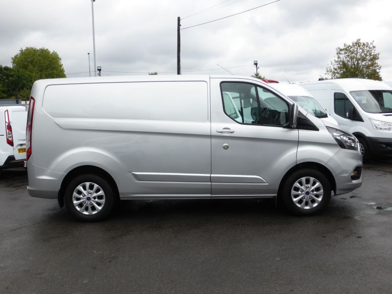 FORD TRANSIT CUSTOM 280/130 LIMITED L1 SWB IN SILVER ONLY 54.000 MILES,AIR CONDITIONING,PARKING SENSORS,REAR CAMERA AND MORE - 2477 - 9
