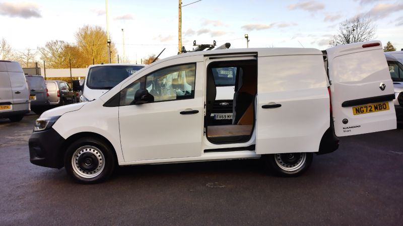 RENAULT KANGOO ML19 DCI START WITH ONLY 42.000 MILES,AIR CONDITIONING,PARKING SENSORS,6 SPEED AND MORE - 2961 - 9