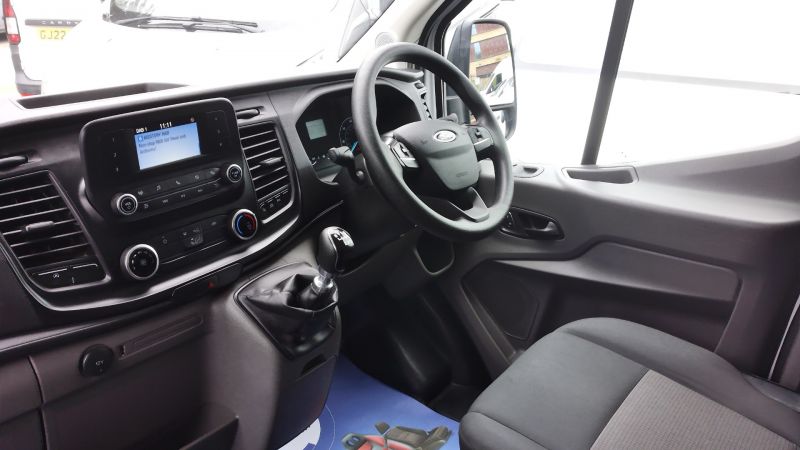 FORD TRANSIT 350 LEADER ECOBLUE L3 H2 LWB MEDIUM ROOF WITH FRONT AND REAR PARKING SENSORS,6 SPEED,DAB RADIO  AND MORE - 2902 - 13