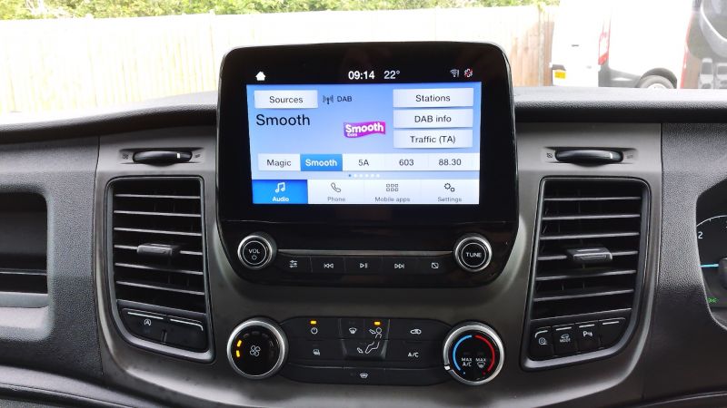 FORD TRANSIT 290 TREND L2H2 MWB MEDIUM ROOF WITH AIR CONDITIONING,PARKING SENSORS,CRUISE CONTROL AND MORE - 2872 - 15