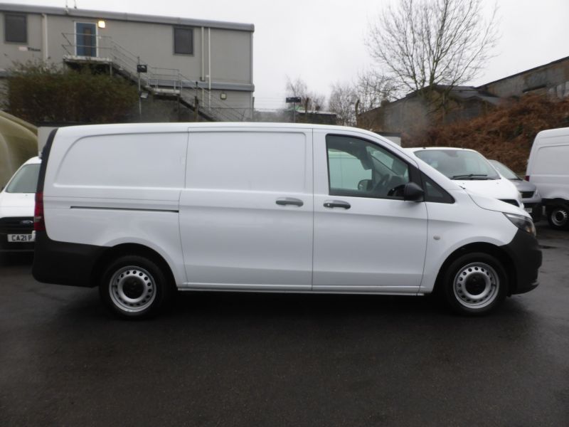 MERCEDES VITO 114 PROGRESSIVE L2 LWB 9G TRONIC AUTOMATIC WITH AIR CONDITIONING AND MORE  - 2865 - 4