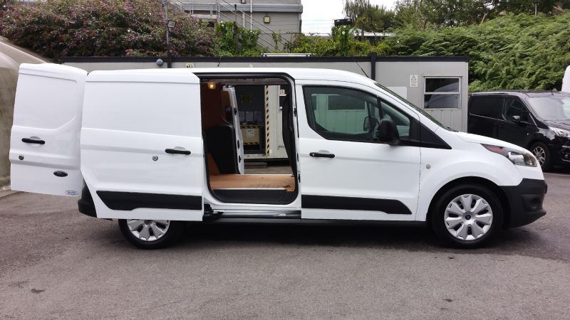 FORD TRANSIT CONNECT 240 L2 LWB WITH ONLY 65.000 MILES,AIR CONDITIONING,PARKING SENSORS,SECURITY LOCKS AND MORE - 2888 - 10