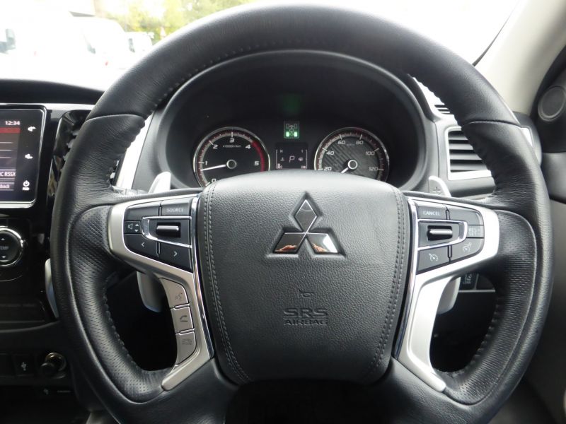 MITSUBISHI L200 2.4 DI-D 181 CHALLENGER DCB PICKUP  AUTOMATIC IN WHITE ,  ULEZ COMPLIANT , AIR CONDITIONING , LEATHER , JUST ARRIVED **** £19995 + VAT **** - 2534 - 22