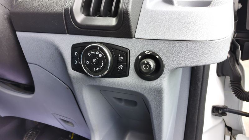 FORD TRANSIT 350 L3H3 LWB HIGH ROOF 6 SEATER DOUBLE CAB COMBI CREW VAN WITH AIR CONDITIONING,SAT NAV AND MORE - 2867 - 20