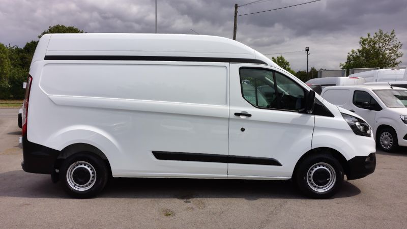 FORD TRANSIT CUSTOM 300 LEADER ECOBLUE L2 H2 LWB HIGH ROOF ONLY 28.000 MILES,AIR CONDITIONING,PARKING SENSORS AND MORE - 2870 - 9