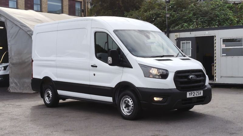 FORD TRANSIT 310 LEADER ECOBLUE L2H2 MWB MEDIUM ROOF WITH SAT NAV,AIR CONDITIONING,HEATED SEATS AND MORE *** SOLD *** - 2920 - 3