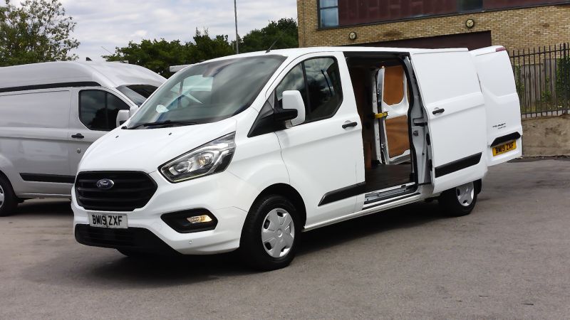 Used FORD TRANSIT CUSTOM in Surbiton, Surrey for sale