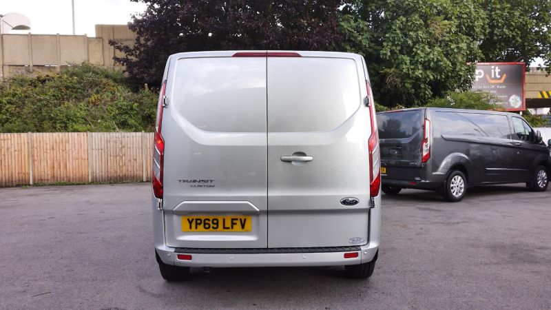 FORD TRANSIT CUSTOM 320 LIMITED L1 SWB 6 SEATER DOUBLE CAB COMBI CREW VAN WITH AIR CONDITIONING,PARKING SENSORS,ALLOYS,HEATED SEATS AND MORE *** DEPOSIT TAKEN *** - 2914 - 12