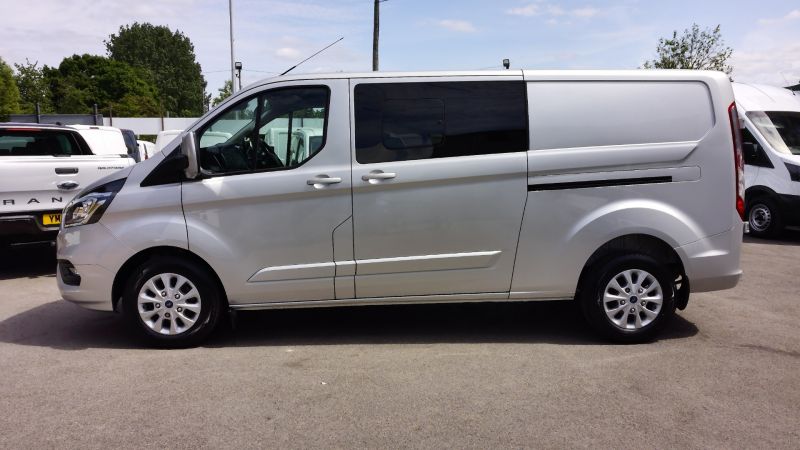 FORD TRANSIT CUSTOM 320 LIMITED L2 LWB AUTOMATIC 6 SEATER DOUBLE CAB COMBI CREW VAN IN SILVER WITH AIR CONDITIONING AND MORE *** SOLD *** - 2859 - 9