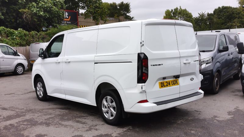 FORD TRANSIT CUSTOM 280 LIMITED L1 SWB ECOBLUE WITH ONLY 18.000 MILES,AIR CONDITIONING,HEATED SEATS AND MORE *** SOLD *** - 2916 - 6