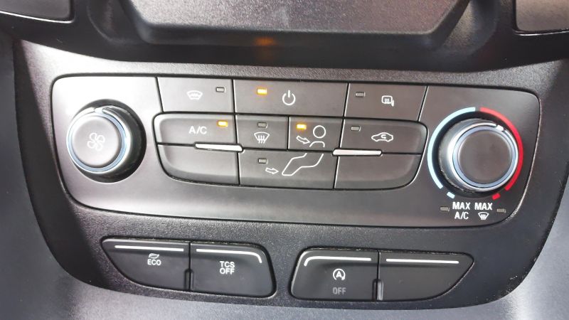 FORD TRANSIT CONNECT 230 TREND L2 LWB 5 SEATER DOUBLE CAB COMBI VAN IN SILVER WITH ONLY 43.000 MILES,AIR CONDITIONING,6 SPEED AND MORE - 2877 - 21